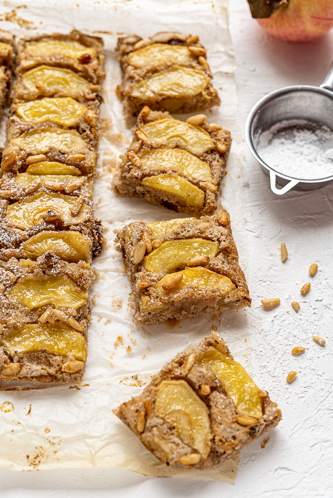 Quadrotti torta di mele senza glutine farine naturali
